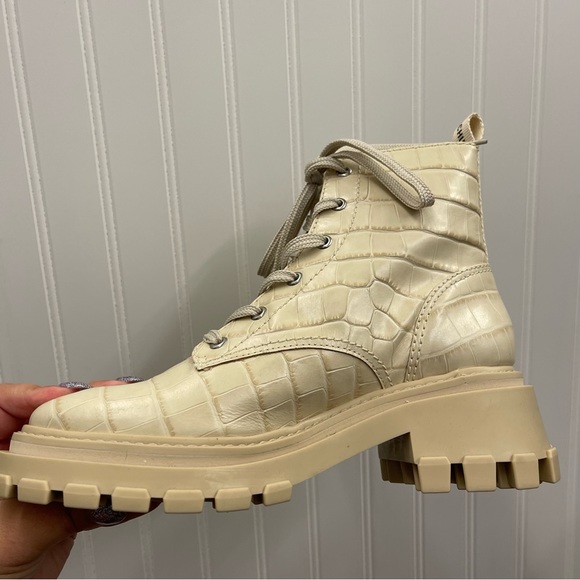 SCHUTZ Orly Croc-Embossed Egg Shell Leather Moto Lug Combat Boots Sz 8.5 - Picture 7 of 9